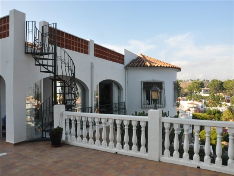 Villa en venta en La Nucia